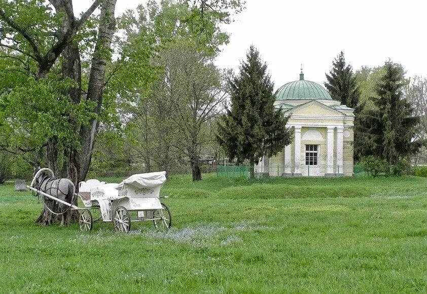 Усадьба в спасском лутовинове. Спасское Лутовиново Тургенев. Поместье Спасское Лутовиново. Усадьба Тургенева в Орловской области. Родовое имение Тургенева Спасское-Лутовиново.