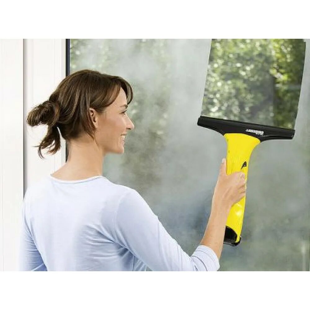 Karcher WV 50 Plus. Мойщик окон Керхер. Оконный мойщик Керхер. Робот мойщик окон Керхер.