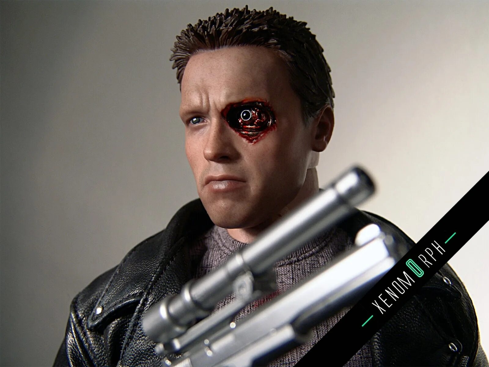 Terminator код. Hot Toys Terminator t-800. Игрушка хот Тойс Терминатор t 800. Hot Toys Terminator t800 Нуар. Игрушка Терминатор t 800 Папс.