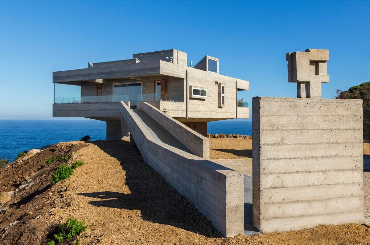Построить дом из бетона. Дом на скале Висконсин. Дом железобетонный монолит. "The Concrete House" в Бразилии. Мирадор Мадрид Архитектор.