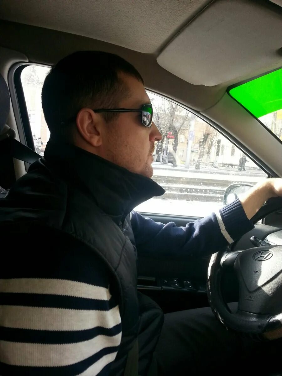 Олимпийские чемпионы по шорт-треку россия. Виталий точенов тренер. Автоинструктор 62 рязань. Сергей волобуев барнаул. Олимпийская чемпионка по шорт треку из россии.