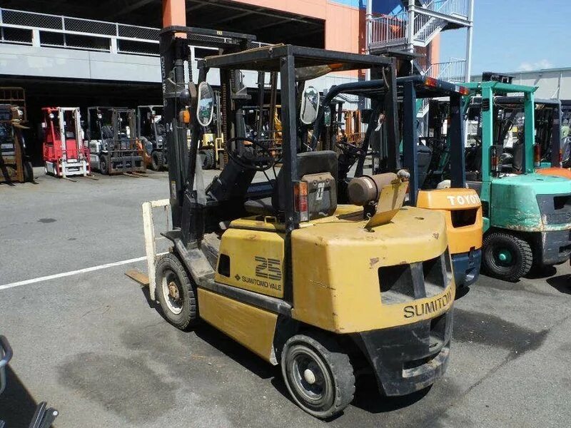 Sumitomo погрузчик. Вилочный погрузчик egh02a300. Sumitomo погрузчик. Sumitomo погрузчик. Каток сумитомо 4 тонны.