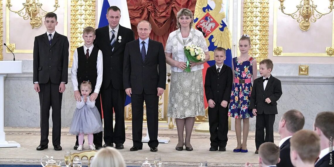 Президентские детские. Семья президента России. Дети президента. Семья Путина. Дети президента Путина.