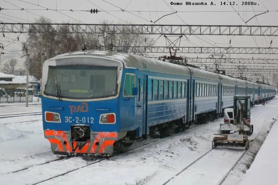 Эс2 и эр2к. Эс2 Новосибирск. Электропоезд эс2. Эс2 электричка Новокузнецке.