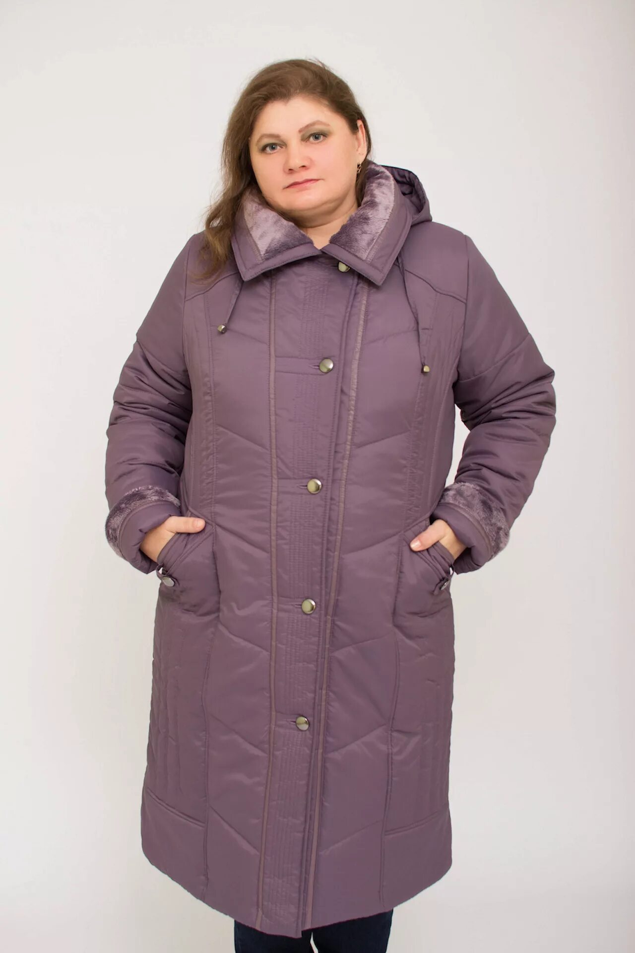 Куртки больших размеров недорого. Mishel утепленная куртка 60 размер. Женские пуховики больших размеров. Зимняя куртка женская большого размера. Куртки и пуховики больших размеров женские.
