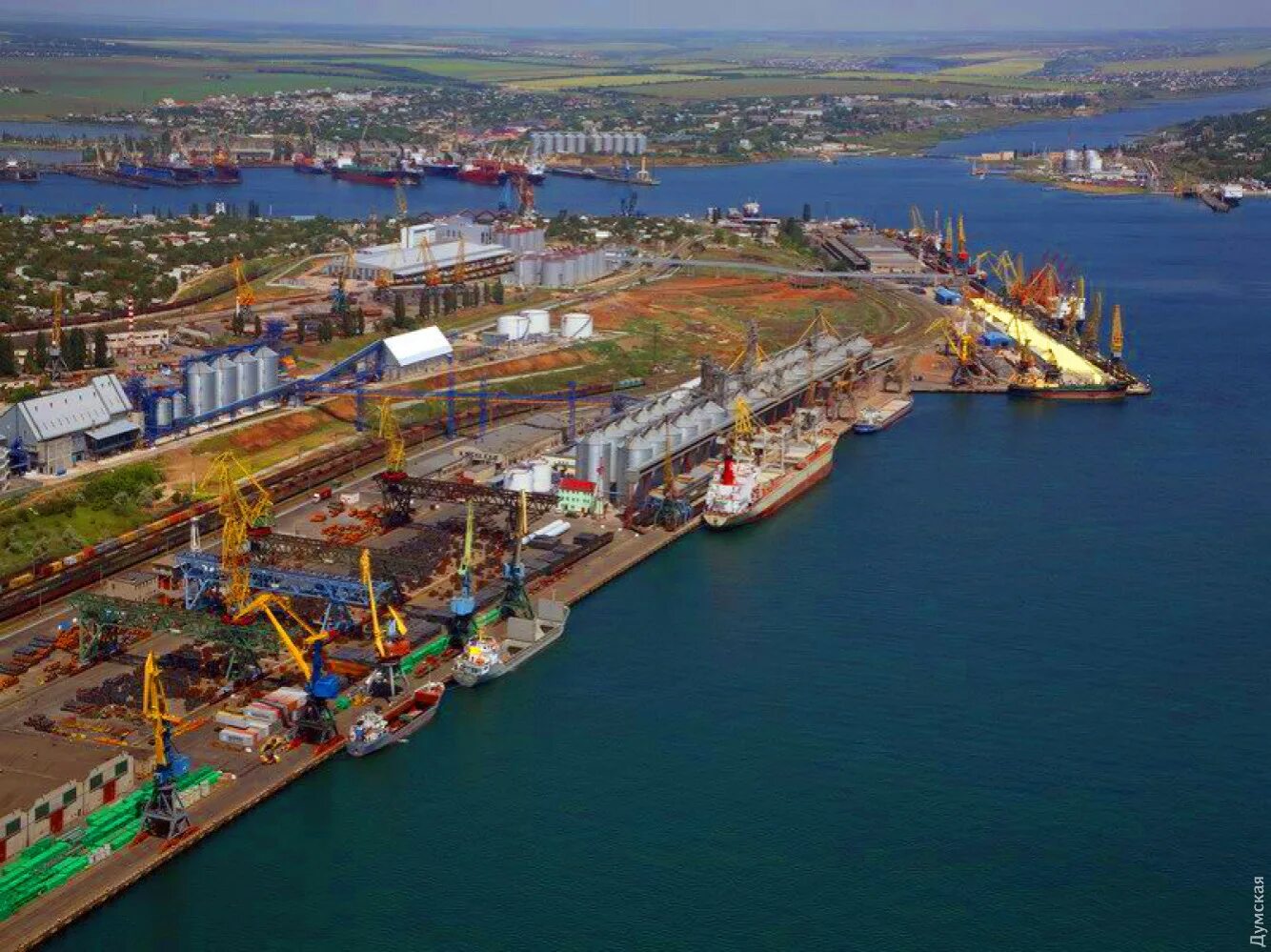 Как выбрать порт. Черноморск морской порт. ильичевский морской торговый порт. черноморский порт одесса.