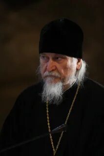 Архимандрите тихоне