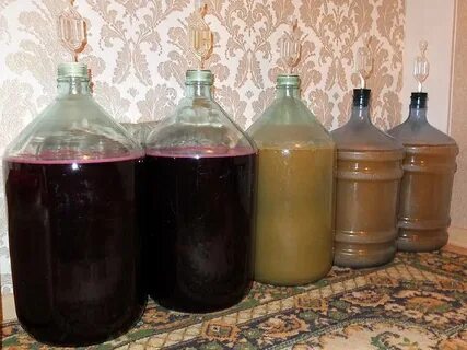 Домашнее вино в квартире