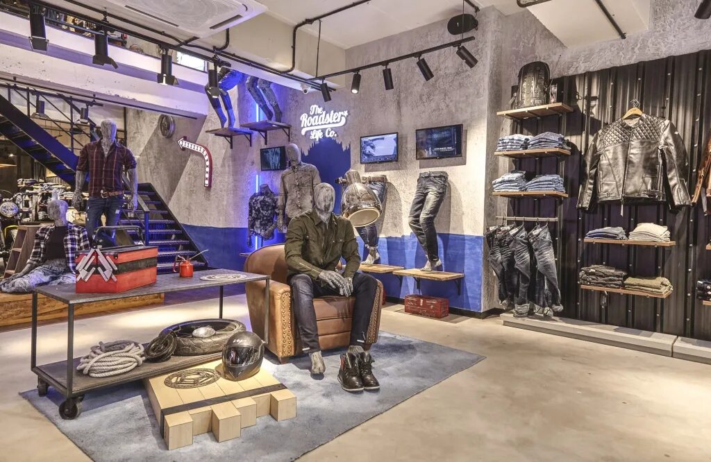 сутки наши одежда. магазин fashion симферополь. магазины dali. название бутиков. магазин garage.