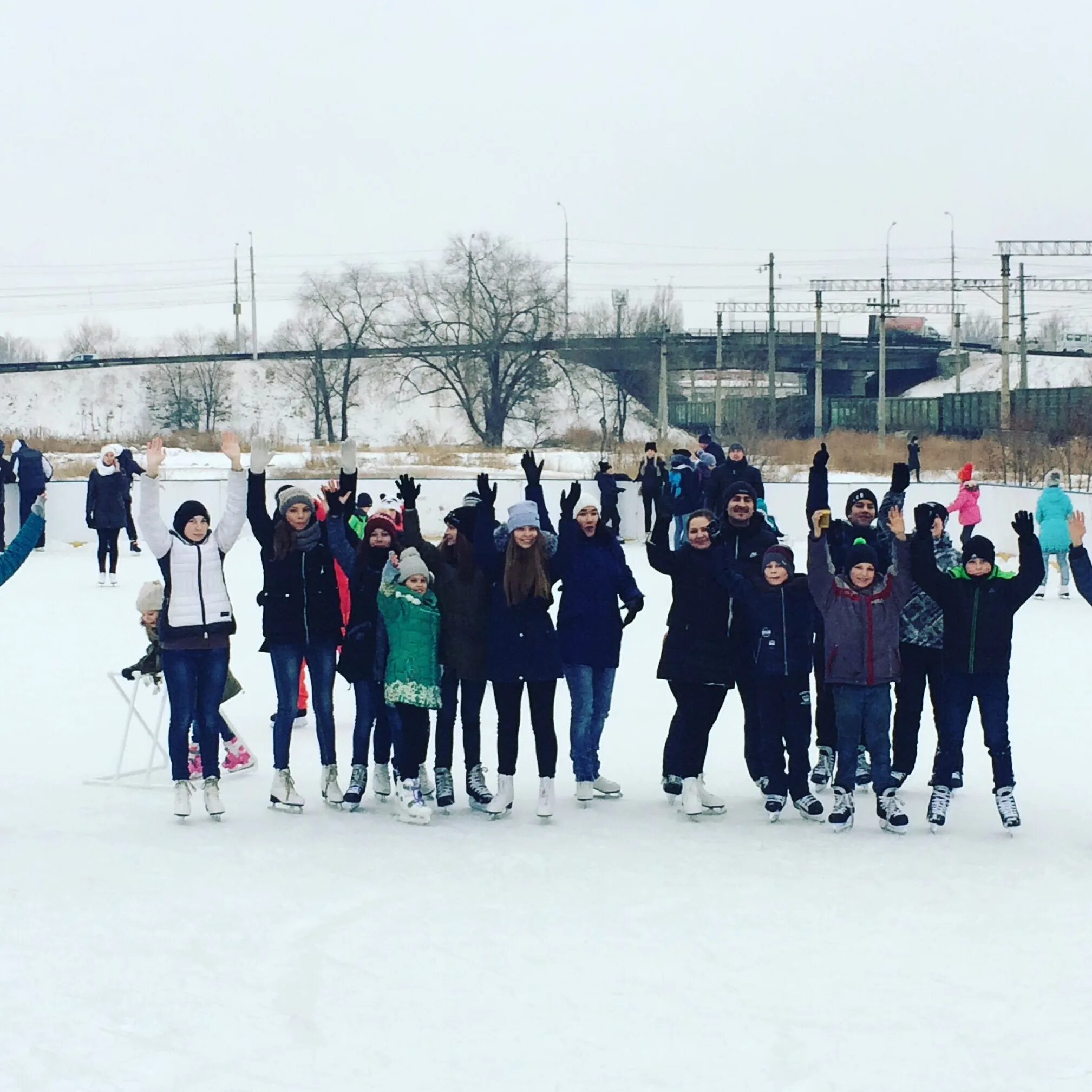 Каток в волгограде красноармейский район 2022. Каток красноармейск. Каток южный полюс волгоград. Стадион труд юрьев-польский каток. Прайд каток волгоград красноармейский.