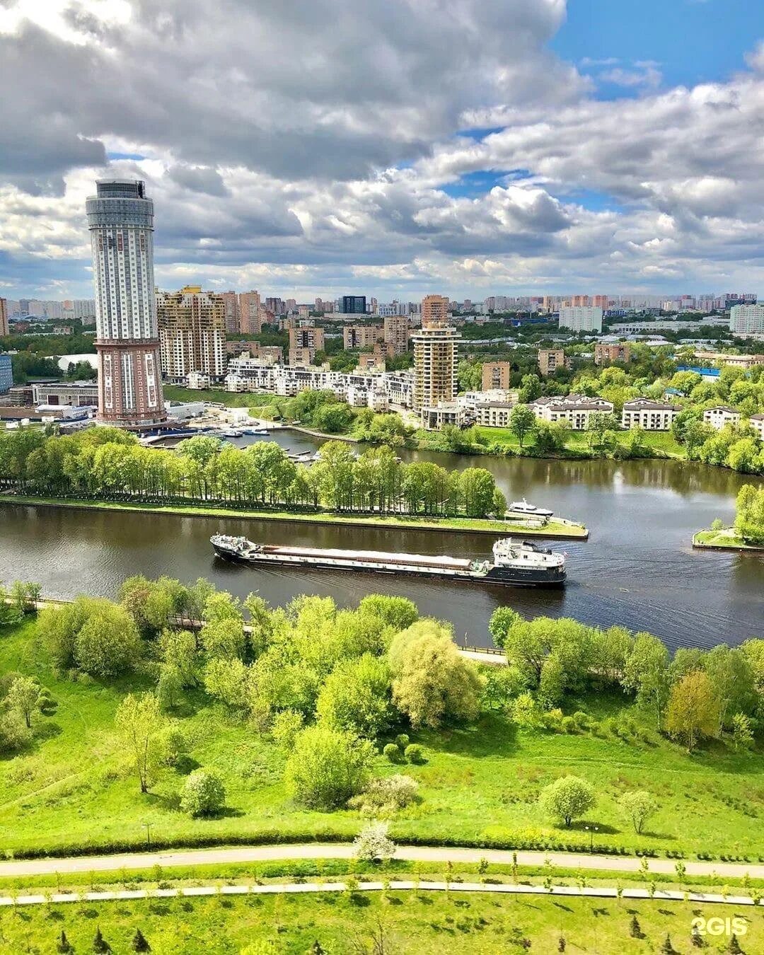 Экопарк Химки Левобережный. Парк левый берег Химки. Парк эко берег Химки. Набережная Химки Левобережный.