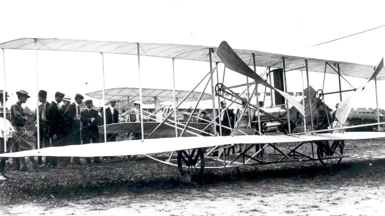 Братьев райт 1. Братья Райт первый самолет. Первый полет братьев Райт 1903. Аэроплан братьев Райт. Флайер 1 братьев Райт.
