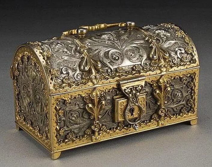 Ларец с басмой. Ларец в стиле басма. Лорец или ларец. Ларец барокко. Шкатулка мудрости.