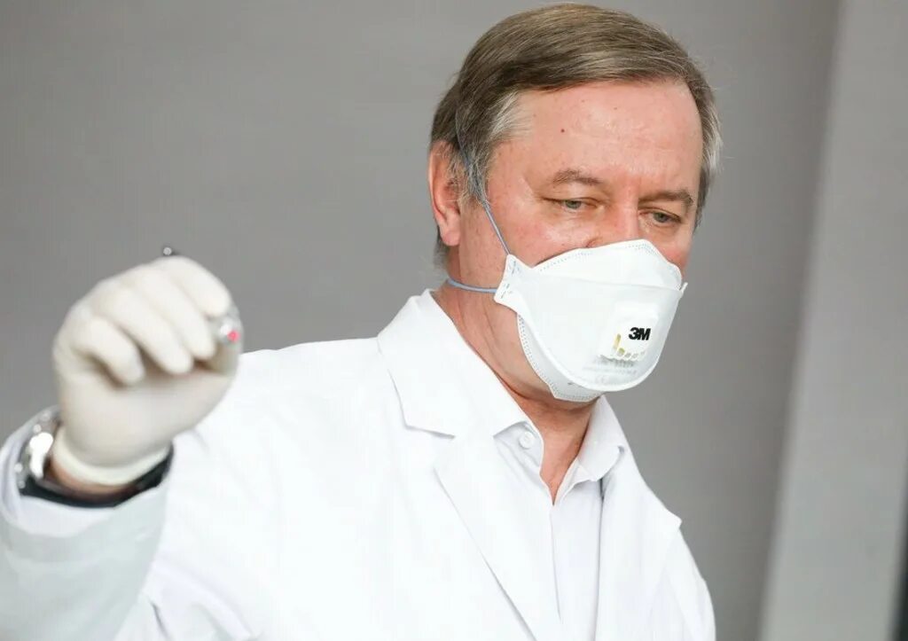 Инфекционист в москве взрослый. Инфекционист. Канестри вероника геннадиевна. Коннова юлия александровна инфекционист. Инфекционист картинка.