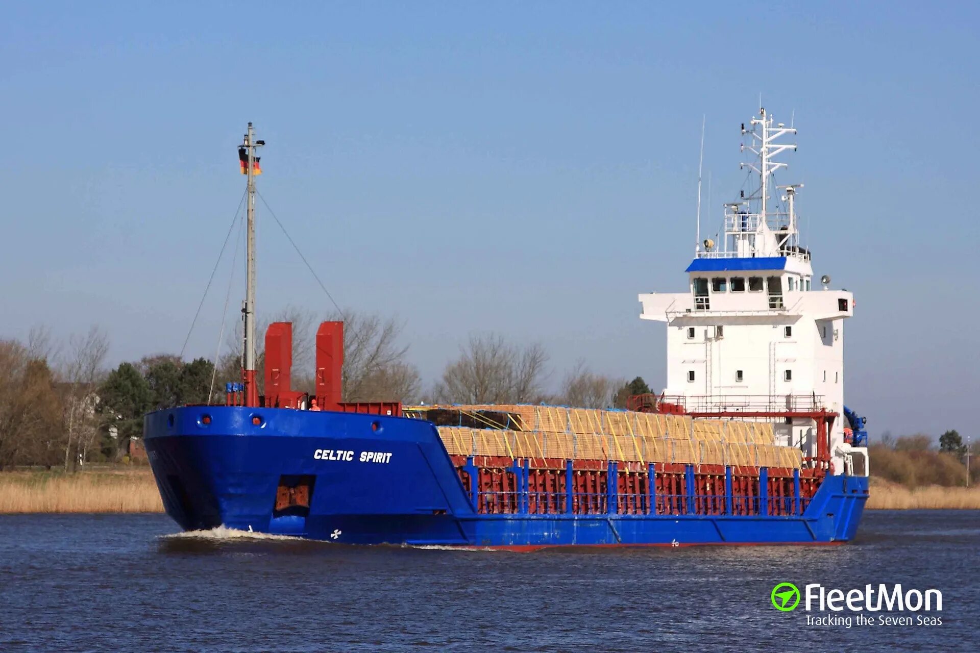 Spirit vessel. Донмастер спирит судно. Celtic судно. Судно Келтик. Celtic Navigator судно.