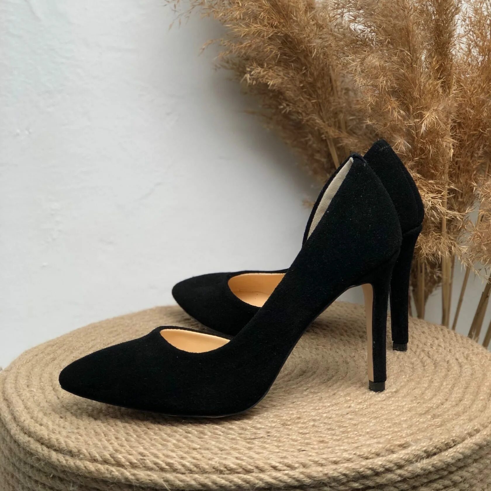 замшевые туфли на каблуке. туфли женские flexx замшевые вишневые. бордовые лодочки на каблуке. бордовые туфли на высоком каблуке. бордовые туфли на каблуке.