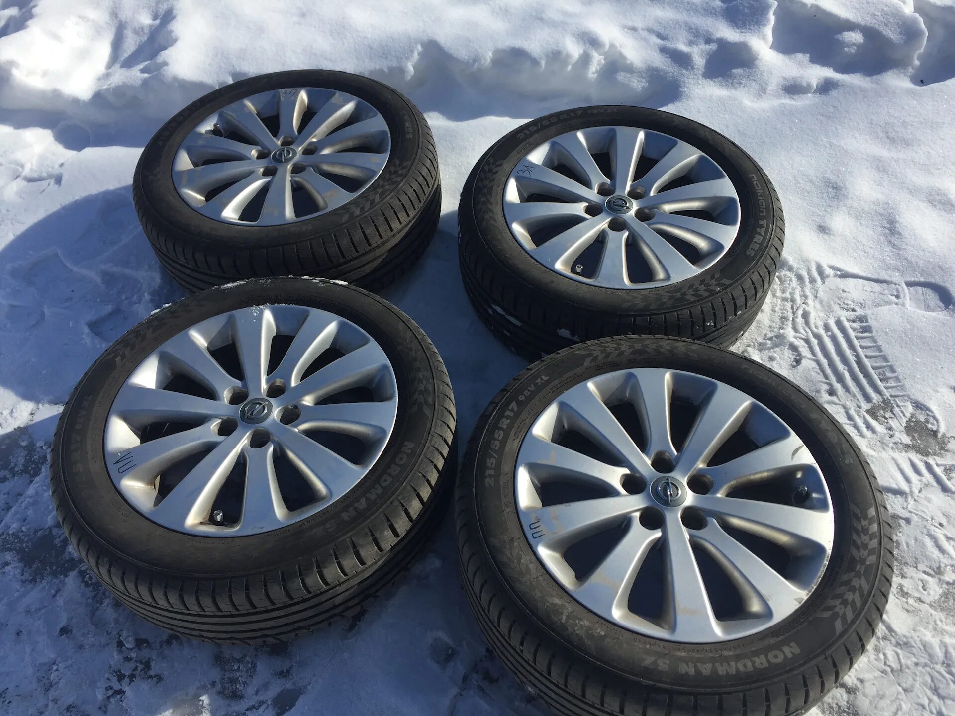 Колеса зимние Opel Astra r17. 215/55 R17 Astra. Шины 215 55 17 Opel Astra j.