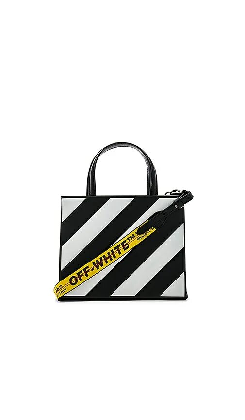 Сумки off. Сумка off-White Box. Сумка офф Вайт черная. Сумка off-White черный. Сумка off White woman.