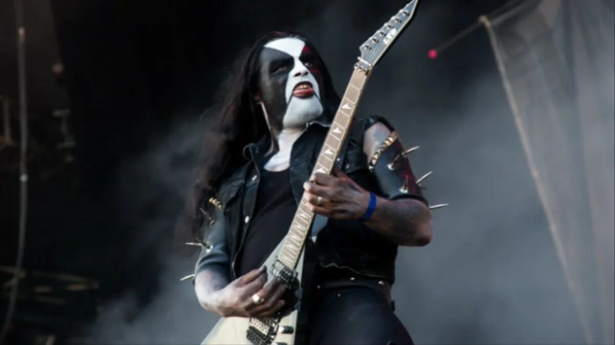 Иммортал группа. Demonaz Immortal. Abbath Immortal. Immortal группа гитара.