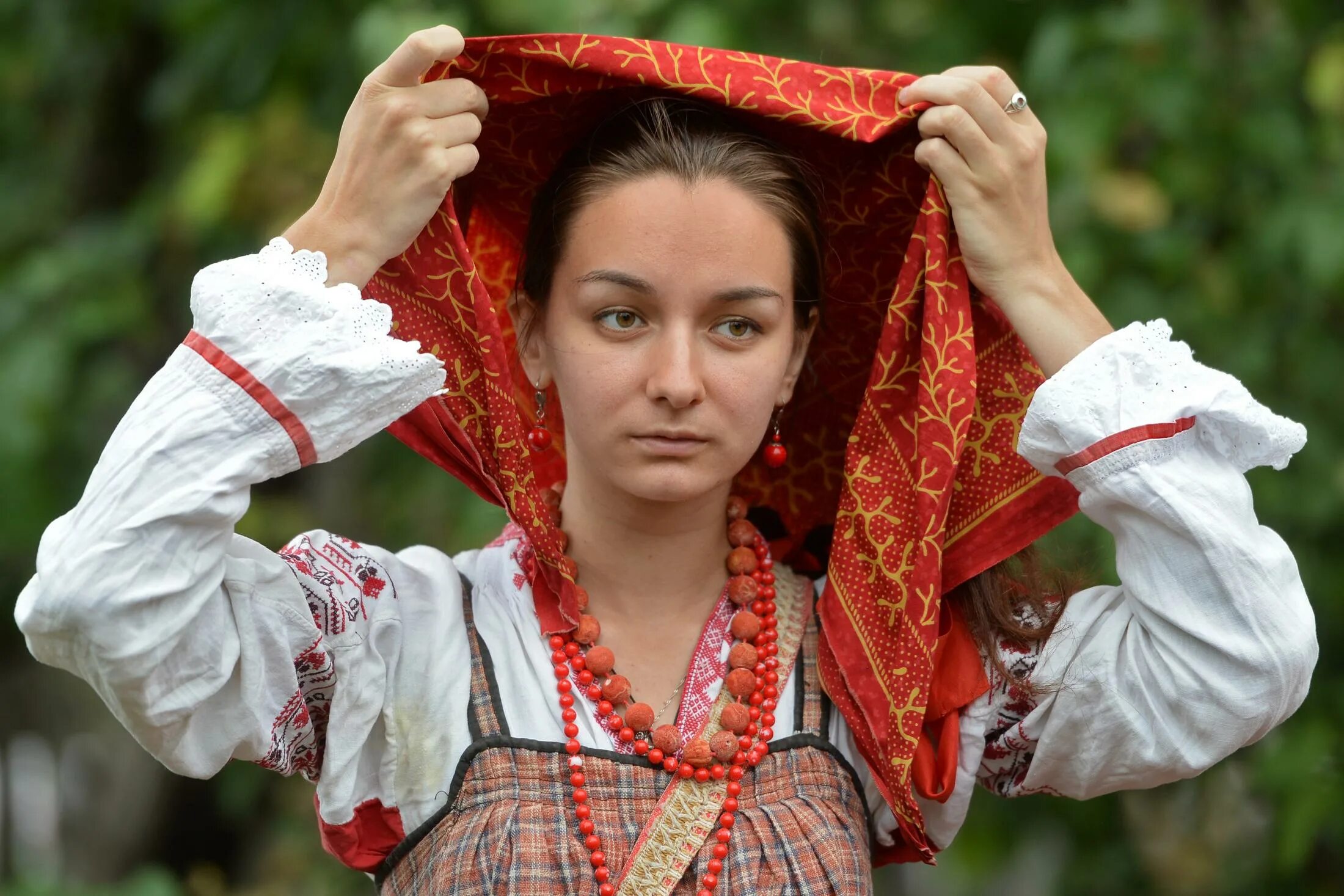 Русская женщина сегодня. Женщины России. Образ современной русской женщины. Русская женщина фото. Фото галереи русских женщин.