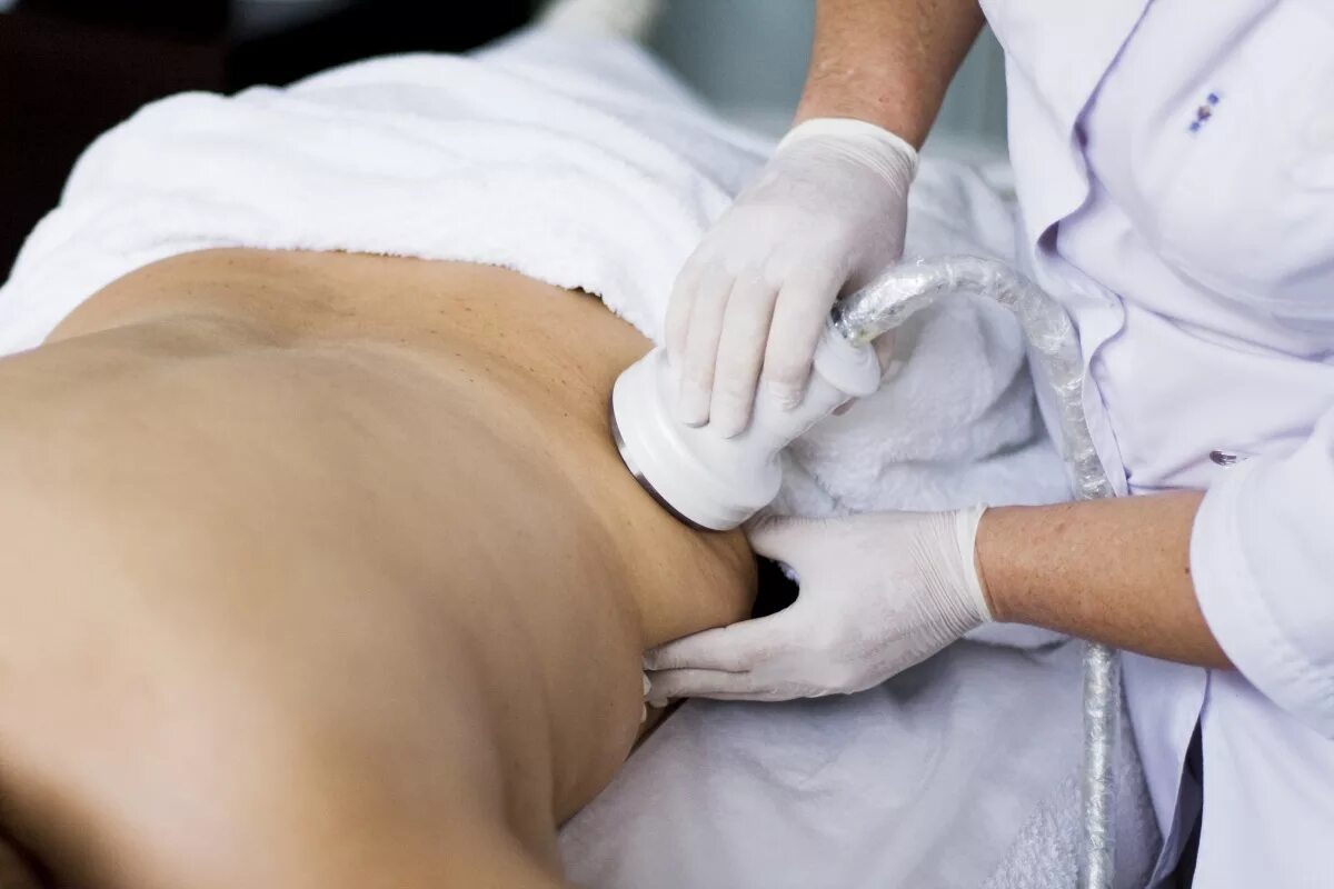 Классическое обертывание. Косметолог с аппаратом. Параметры процедуры паскаль. Показ слайдов презентации. Методы title.