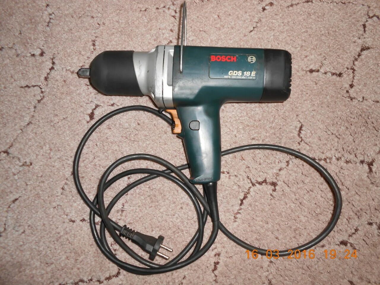 Ударный гайковерт bosch gds. Gds 18 v-li professional bosch сайт. Bosch gds 18 e 500вт. Аккумуляторный гайковерт бош 18v. Bosch gds 18 e.
