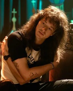 Stranger Things on Twitter: "eddie munson hive please rise https://t.c...