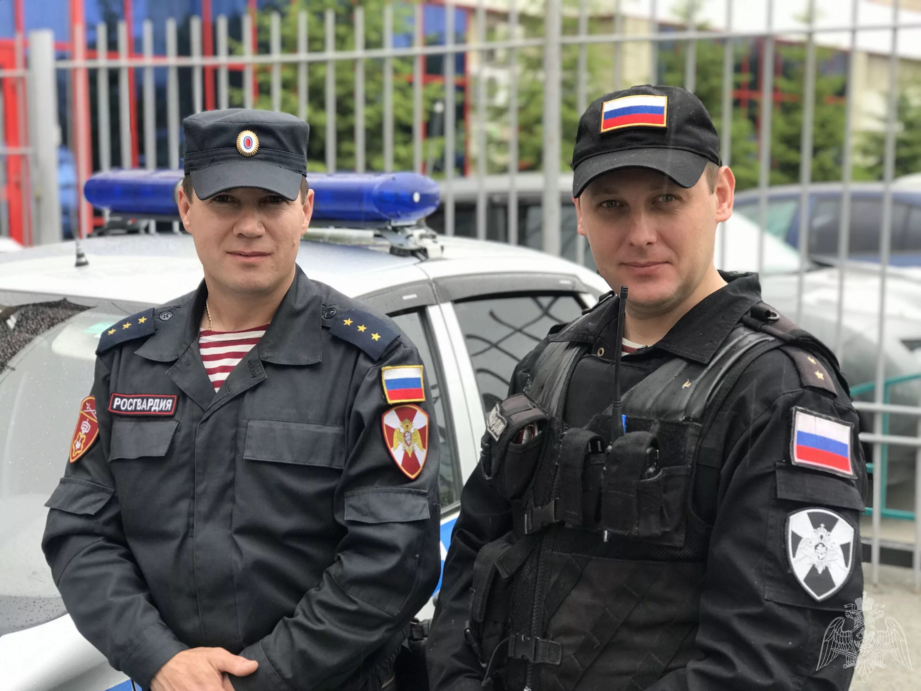 Картинка мово. Ово охрана Росгвардия. Вневедомственная охрана Сургут. Росгвардия вневедомственная охрана Сургут. Сотрудник ово Росгвардии.