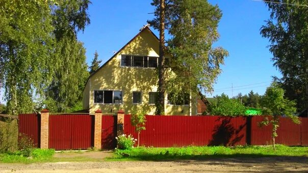 Сниму дом в гатчинском. Вырица надеждинская улица. вырица мичурина 111. надеждинская 62 вырица. сяськелево дом 8.
