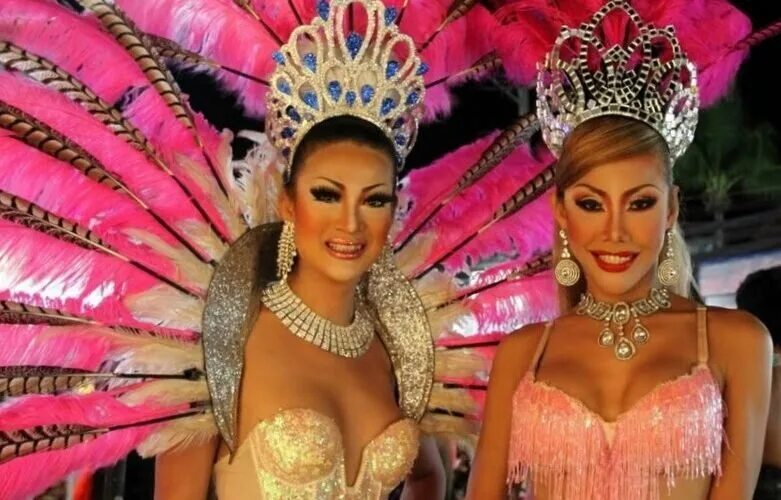 Ледибой в паттайе. Волкин стрит тайланд трансвеститы. Катой тайланд. Pattaya lady. Дженни транс паттайя.