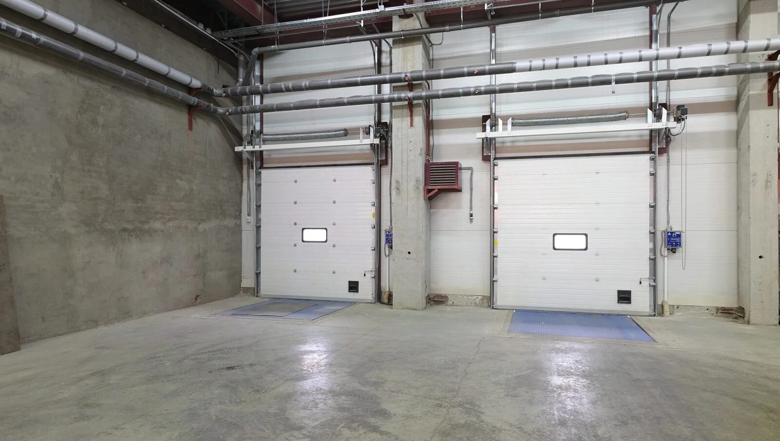 доклевеллер hormann. погрузочная рампа ржд. герметизатор докшелтер. помещение разгрузки. перегрузочный док doorhan-01.