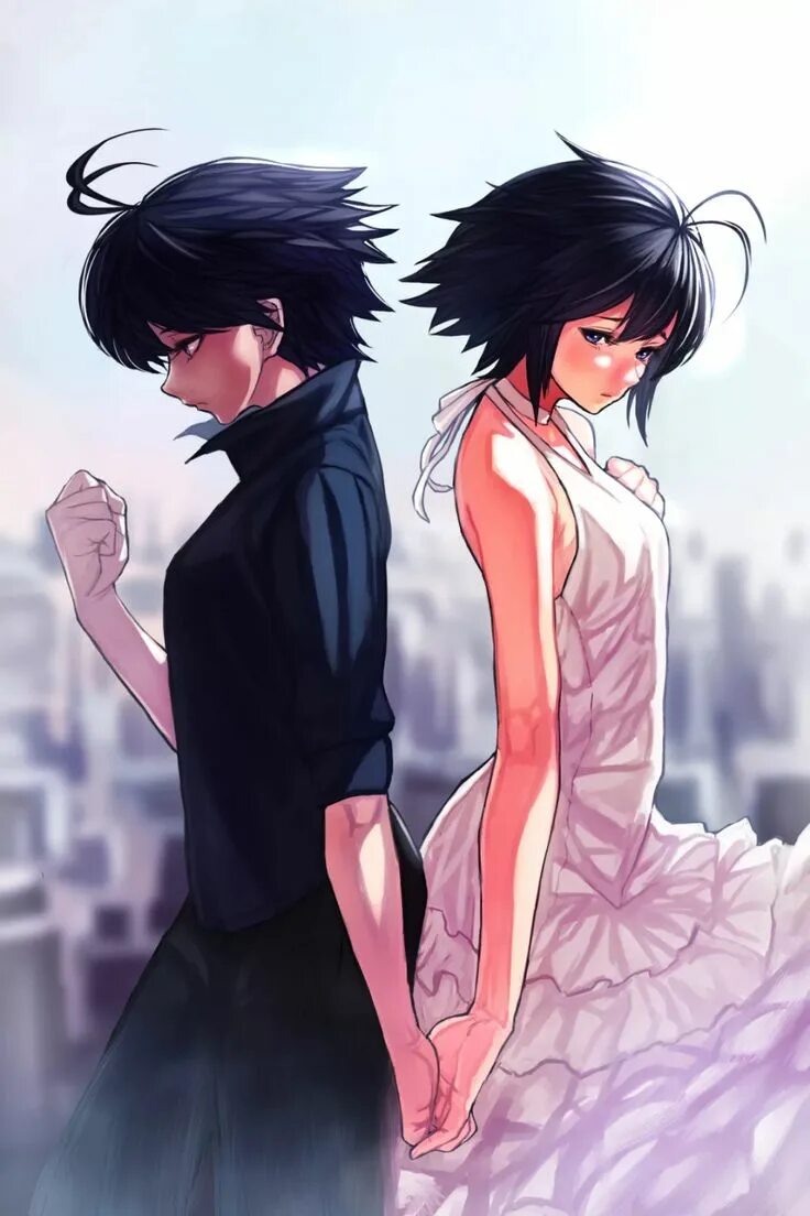 Человек держит другого на руках. Две девушки спиной к спине. Две девушки спиной к спине. Две девушки спиной к спине. Подруги спина к спине.