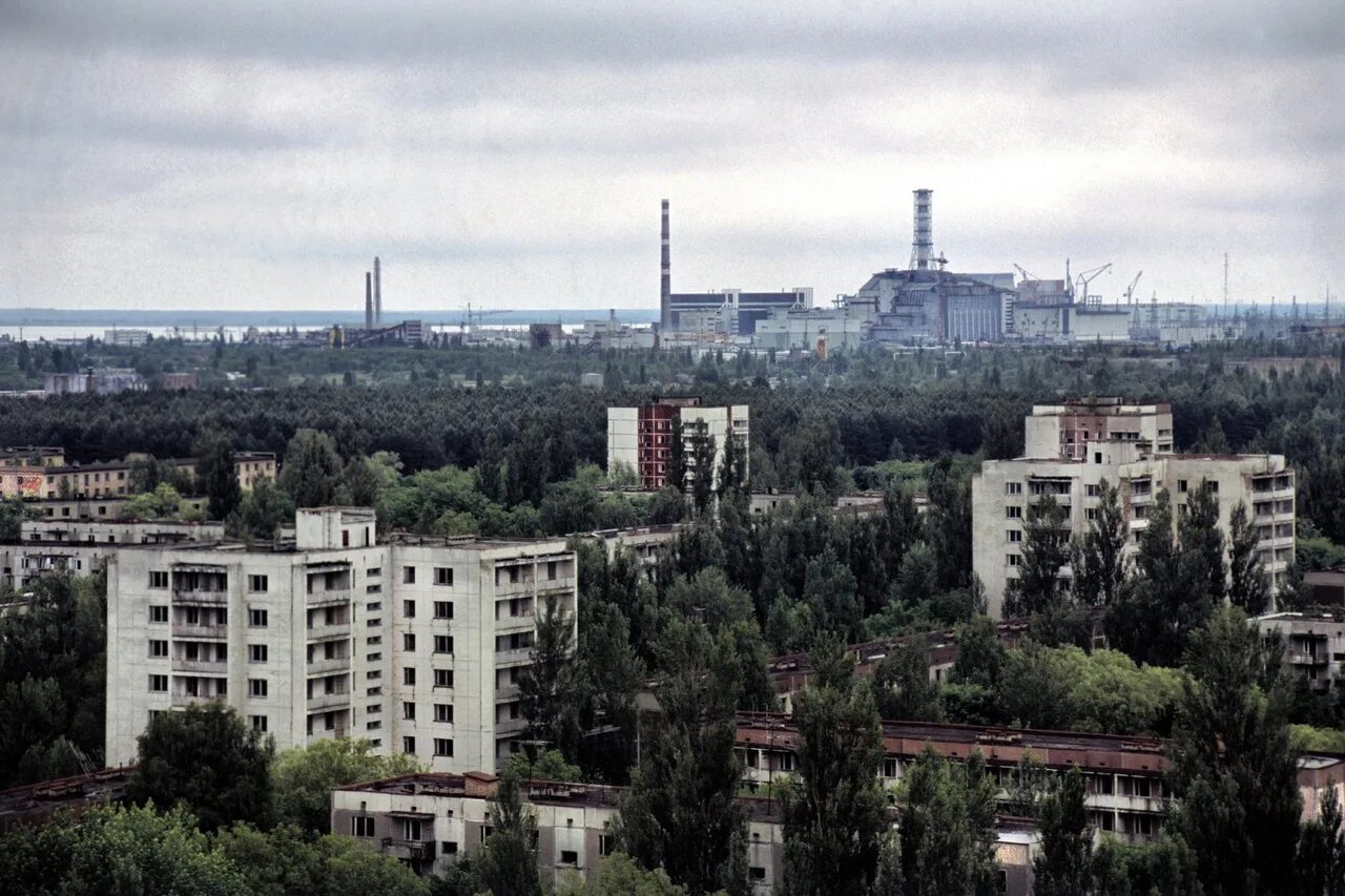 Pripyat chernobyl. Чернобыль-4 город. Чернобыль город Припять. Чернобыльская АЭС Припять. Чернобыль 4 городок.