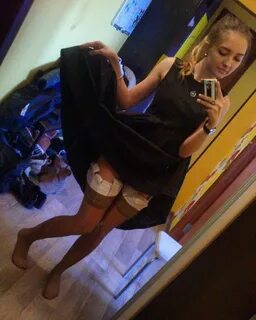 Слитые фото школьниц тг