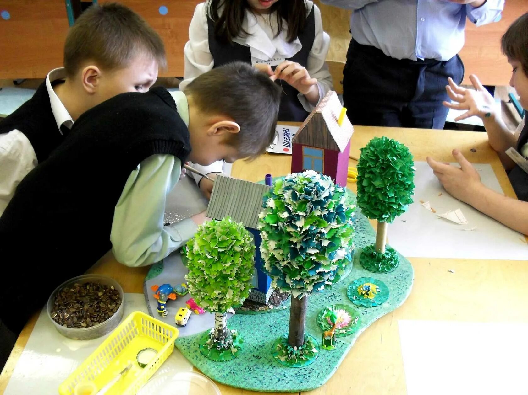 мастер класс изо. мастер класс для начальных классов. цветочные фантазии своими руками. мастер класс для начальных классов. мастер класс для детей начальной школы.