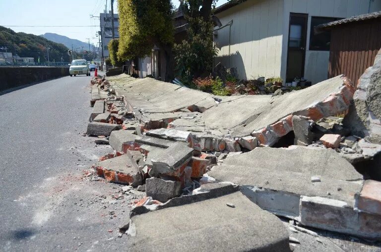 Землетрясение в вашингтоне. Землетрясения в префектуре Кумамото. Искусственные землетрясения. Искусственные землетрясения фото.