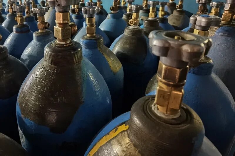 Красный баллон какой газ. Заправка баллонов пушкино. Газовая станция в кузьмолово. Пропан газ 50 л. Заправка баллонов пушкино.