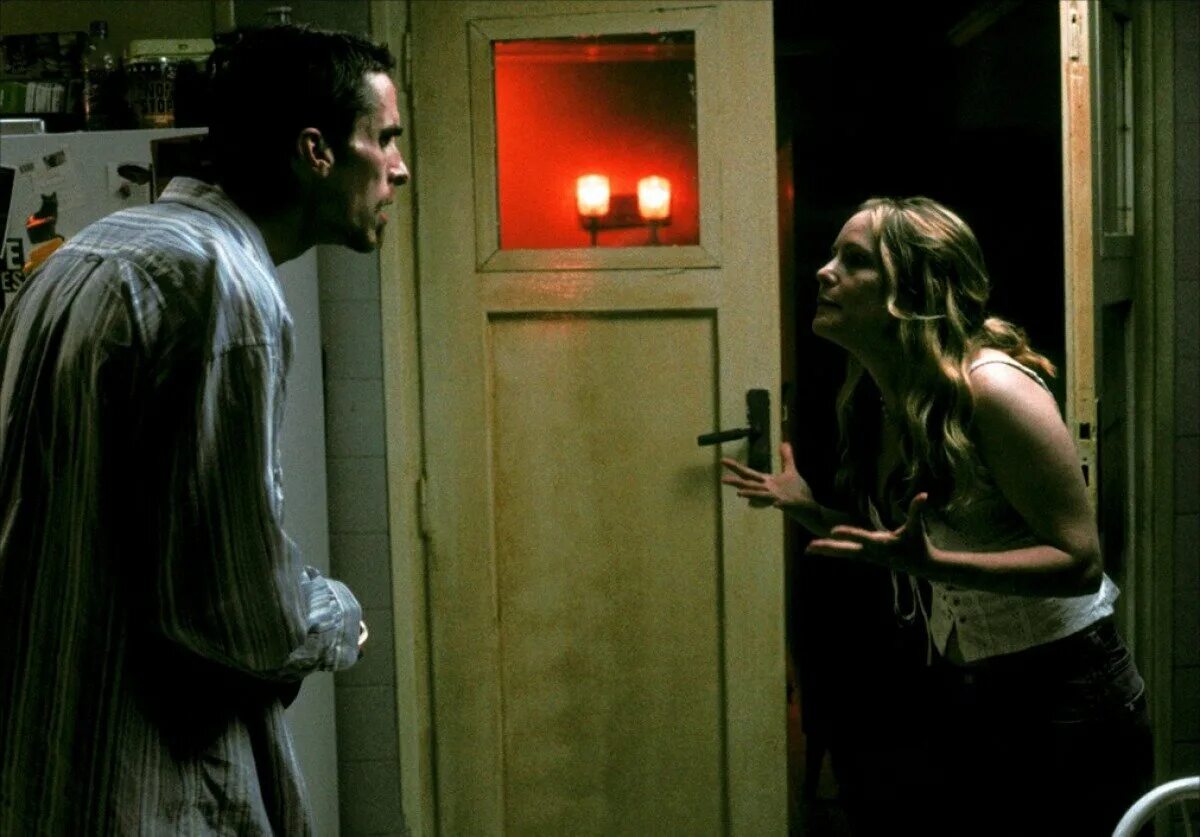 Машинист 2003. Машинист 2004 кристиан бейл. машинист кристиан бейл кадры.