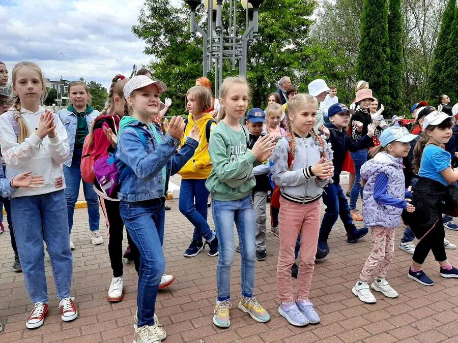 Дол в школе. Школьный лагерь. Лагерь в школе. Лагерь Кемерово. Школьный лагерь лагерь Школьная.