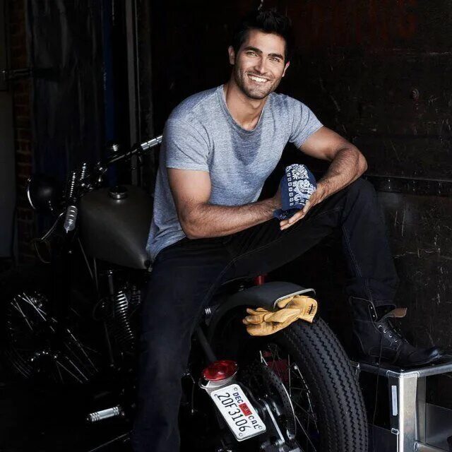 Tyler hoechlin. Дерек хейл. tyler hoechlin волчонок.