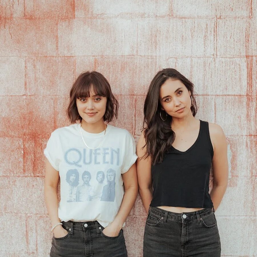 Something real. "meg & dia" && ( исполнитель | группа | музыка | music | band | artist ) && (фото | photo). Meg dia сейчас 2021. Meg frampton. Meg and dia концерт.