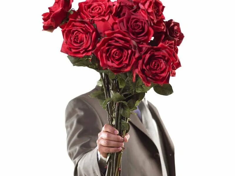 Розочку подарила. Мужчина с цветами. Мужчина дарит цветы. Букет цветов для мужчины. Мужчина дарит букет цветов.