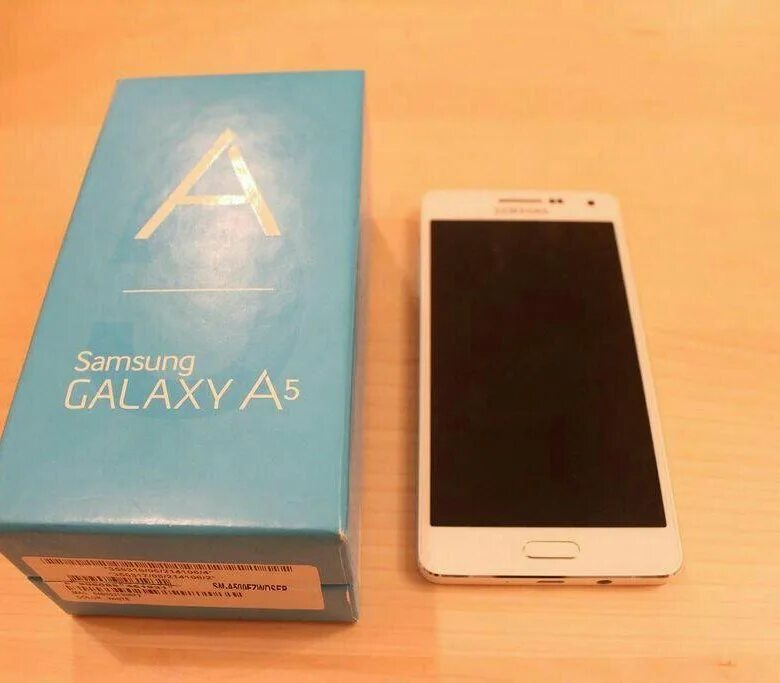 Самсунг галакси а55 отзывы. Samsung Galaxy a5 2015. Samsung Galaxy a5 2015 Gold. Samsung a5 2014. Samsung Galaxy a5 SM-a500f.