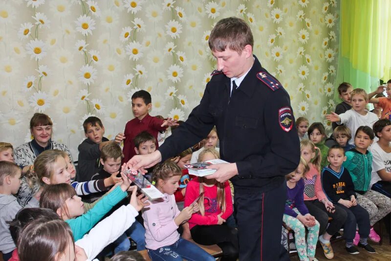 Бюджетные учреждения владивостока. СРЦН Парус надежды Владивосток. Реабилитационный центр Владивосток. Реабилитационный центр МВД Владивосток. Феодосийский реабилитационный центр для несовершеннолетних.