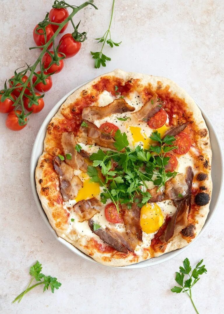 Breakfast pizza