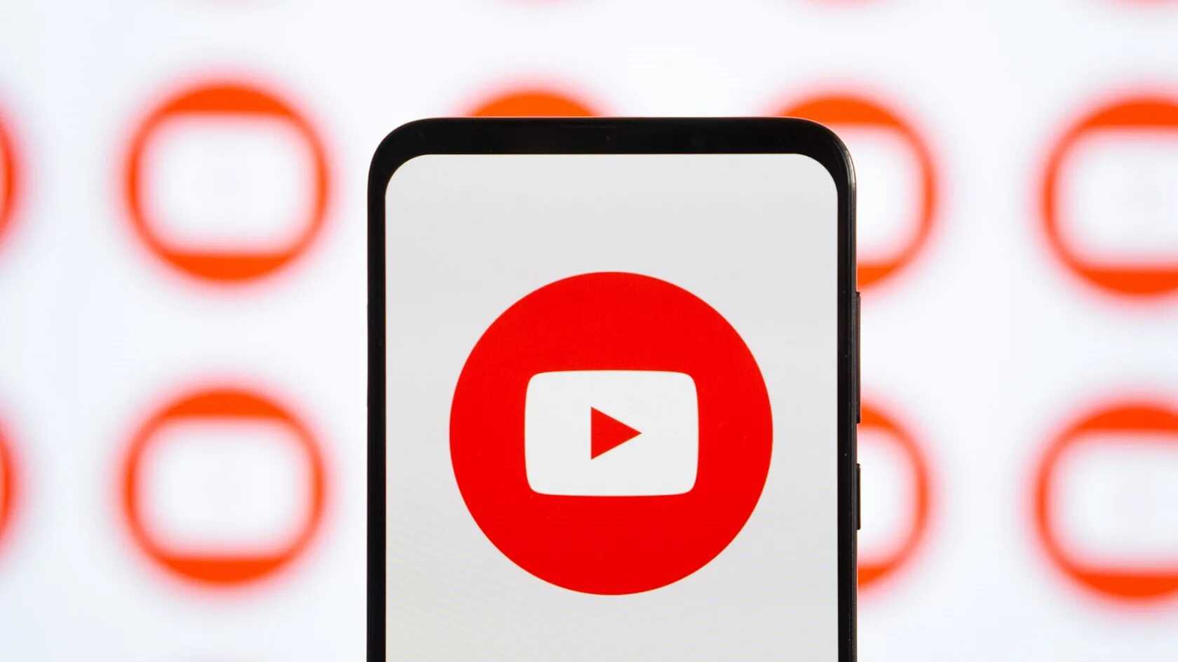 Youtube с выключенным экраном. Telegram впервые обошел youtube по ежедневной аудитории в России.