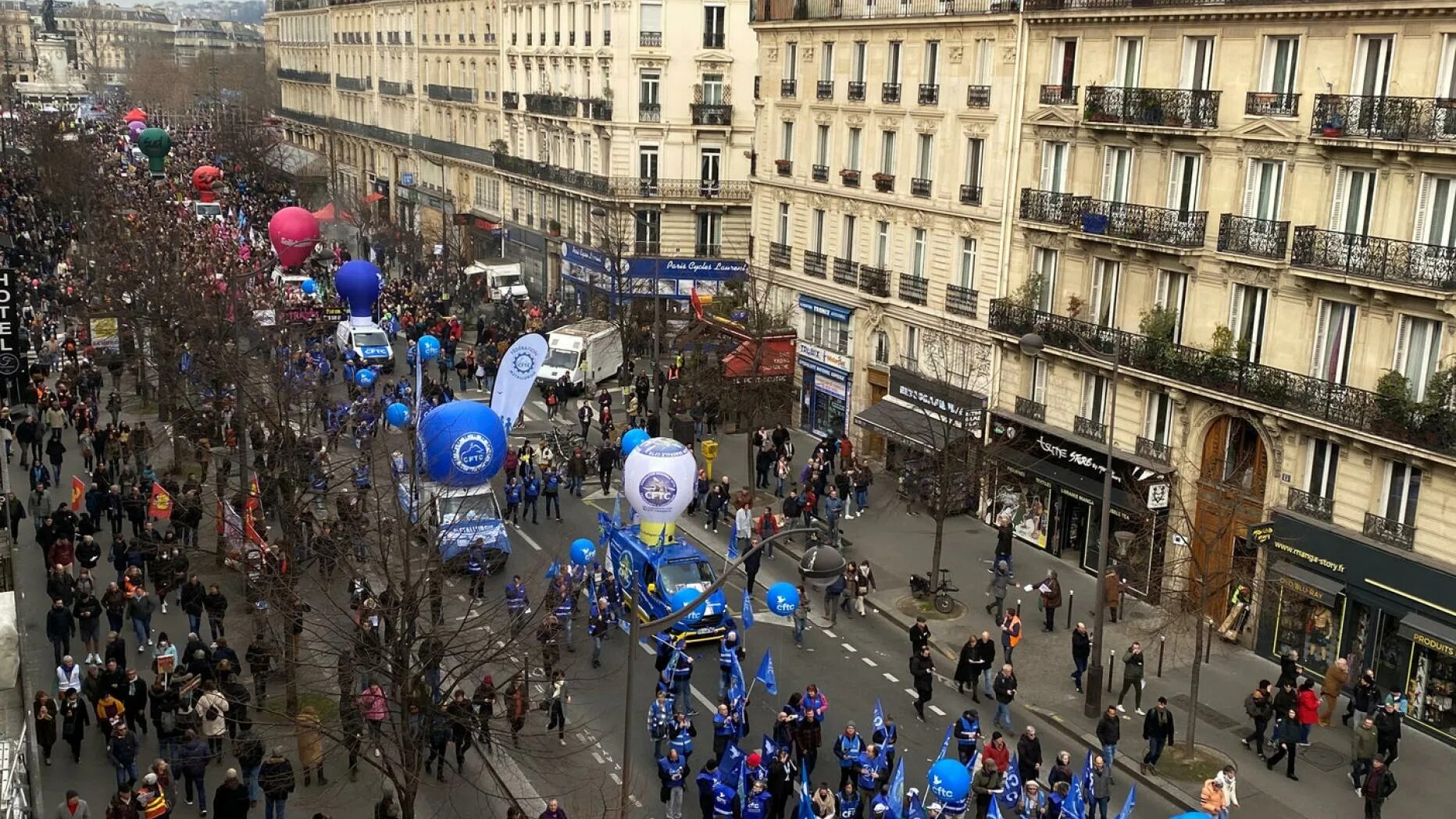 Митинги во Франции 2023. Массовые беспорядки во Франции 2023. Протесты в Париже. Протесты во Франции.