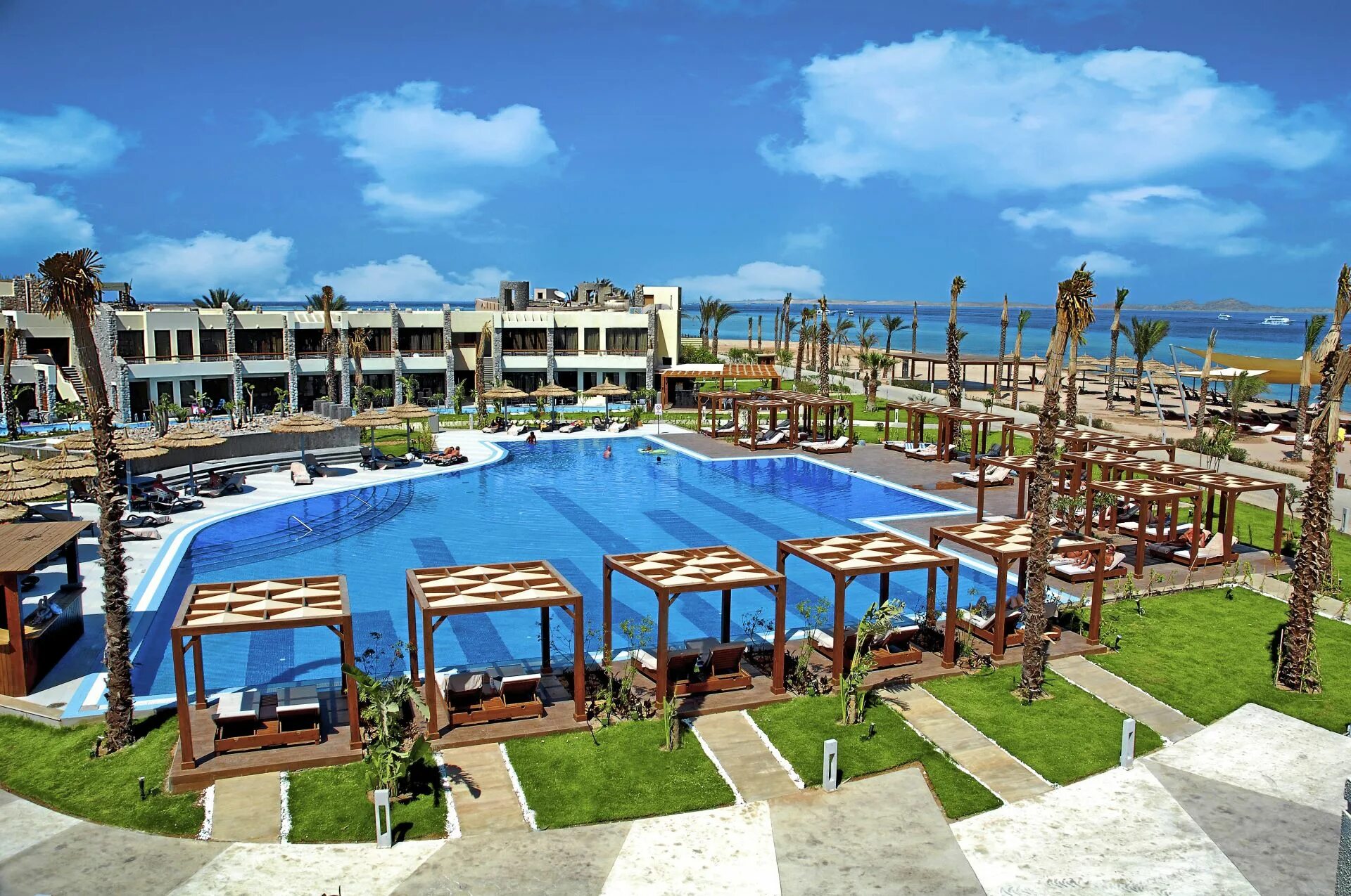 Coral sensatori resort. Coral Sea Sensatori Imperial 5*. Корал си Сенсатори Шарм-Эль-Шейх. Coral Sea Imperial Sensatori 5 Египет Шарм-Эль-Шейх. Coral Sea Imperial Sensatori.