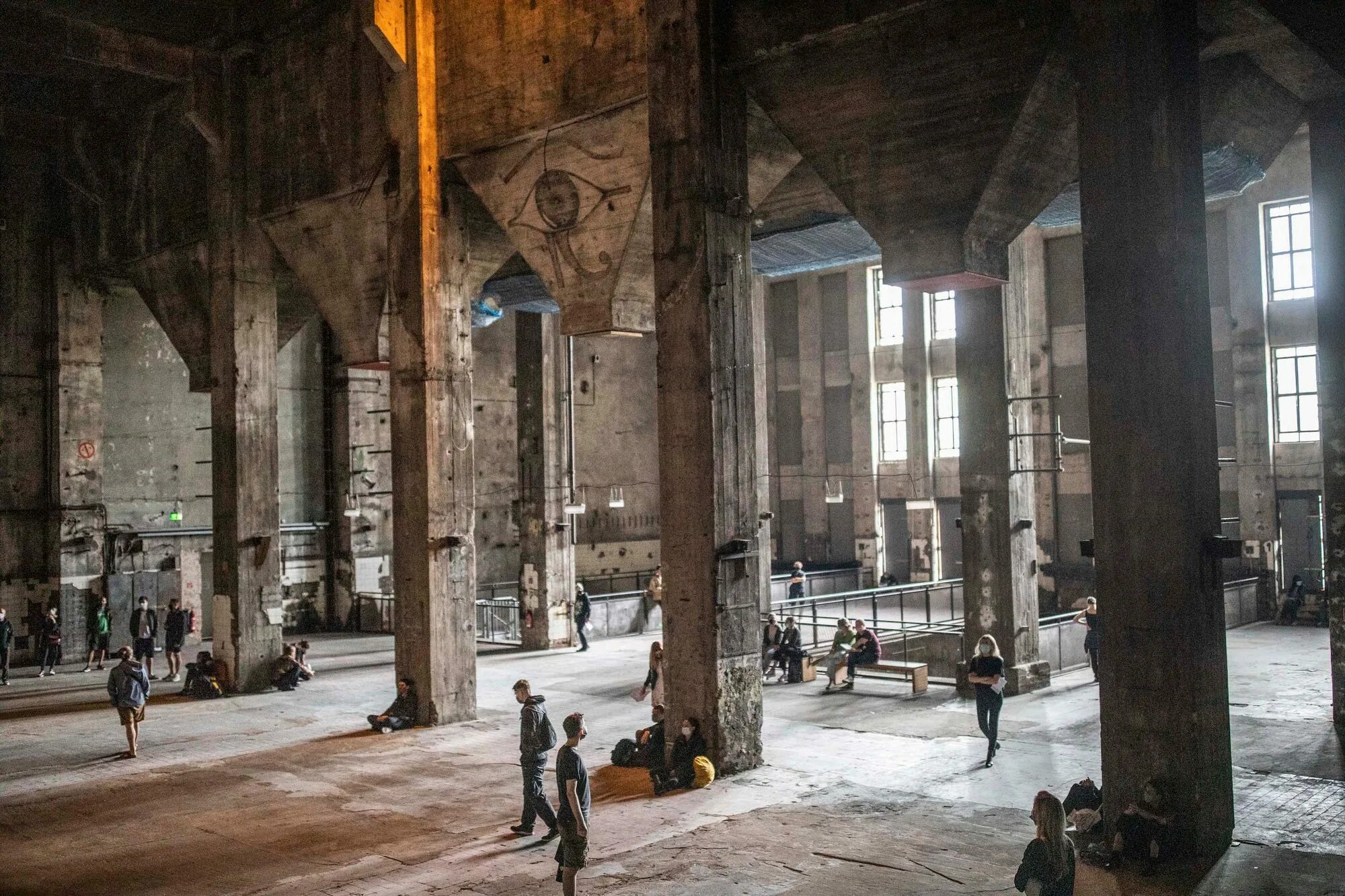 Berghain / panorama bar. Бергхайн. Berghain / panorama bar. Берлинский клуб бергхайн. Бергхайн берлин.