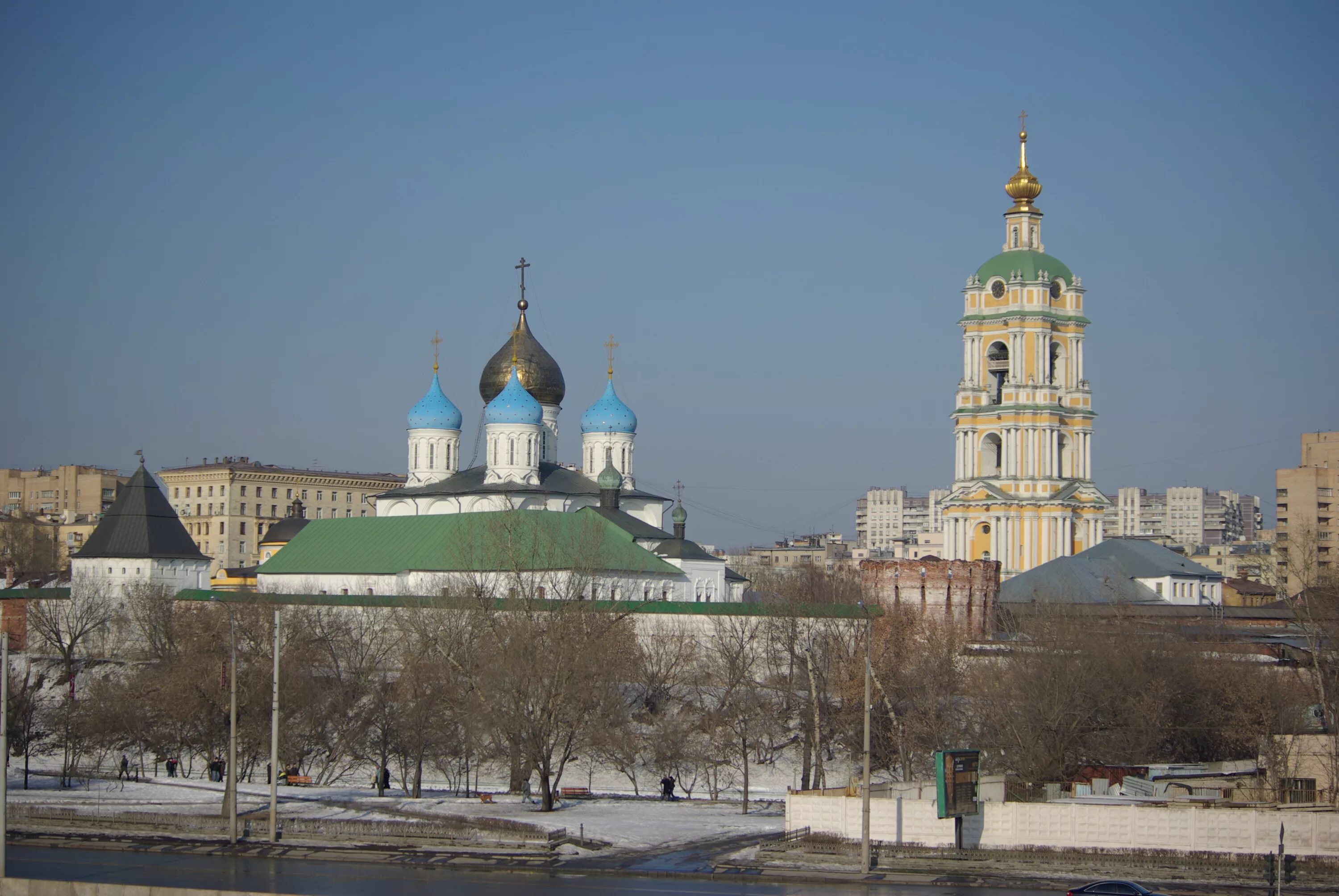 Новоспасский монастырь церкви. Новоспасский ставропигиальный монастырь. новоспасский мужской монастырь в москве. новоспасский монастырь монастыри москвы. крутицкий холм новоспасский монастырь.